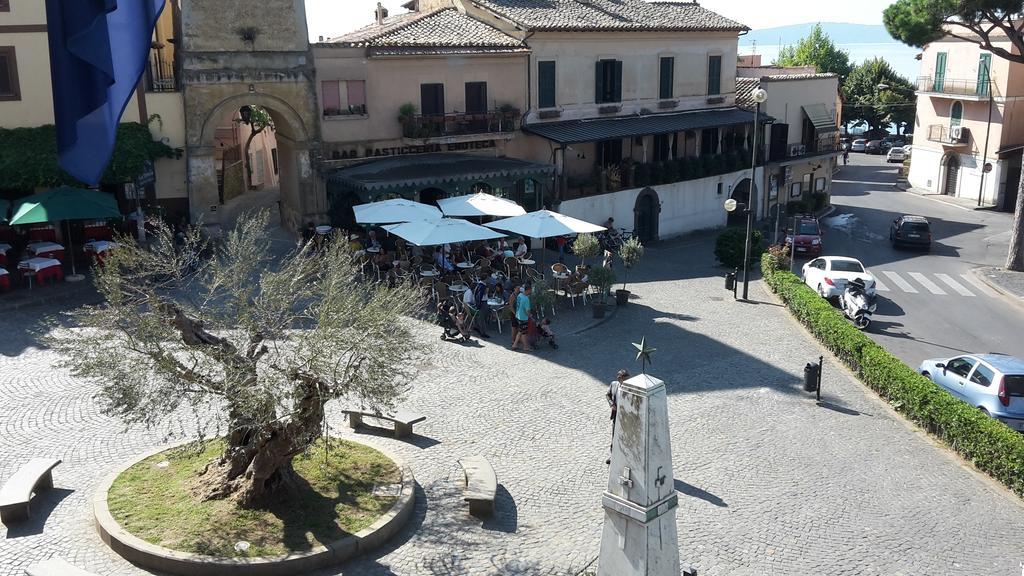 Relax In Piazzetta Casa E Appartamento Per Vacanze Trevignano Romano Pokoj fotografie