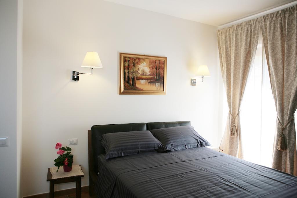 Relax In Piazzetta Casa E Appartamento Per Vacanze Trevignano Romano Pokoj fotografie